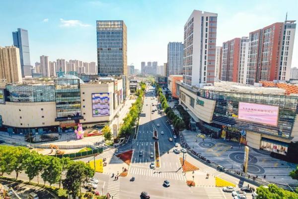 深耕小城商业：江阴南门八佰伴的五年破局与进化之路