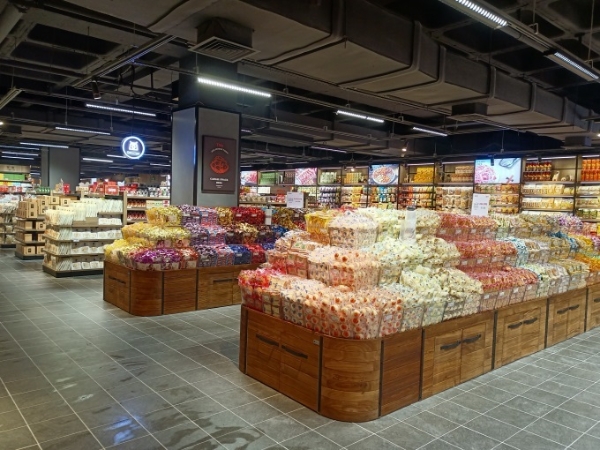 美铭超市进行“胖东来式”调改，从商品到服务全面升级