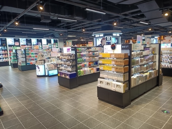 美铭超市进行“胖东来式”调改，从商品到服务全面升级