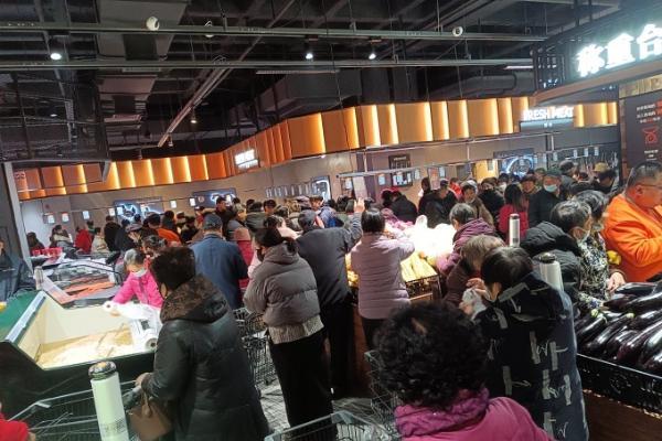 美铭超市进行“胖东来式”调改，从商品到服务全面升级