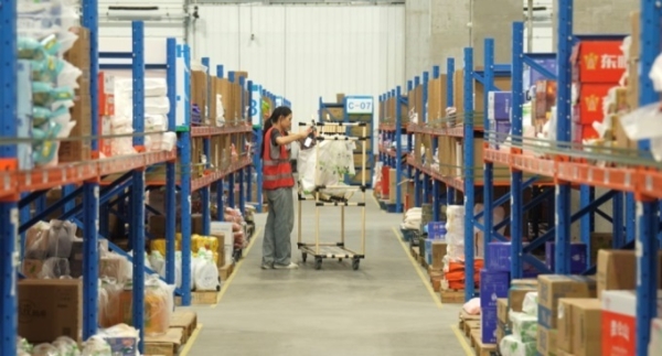 天猫超市联手菜鸟年货节提速，杭州率先闪购4小时达