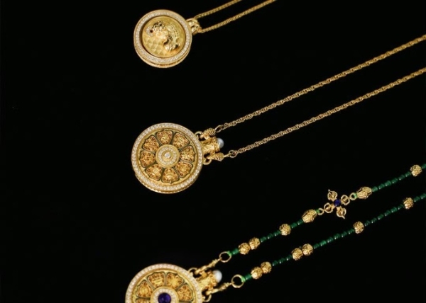 潮宏基预计2025年净利润最高增长175％