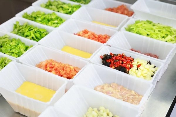 七鲜小厨多城首店集中开业