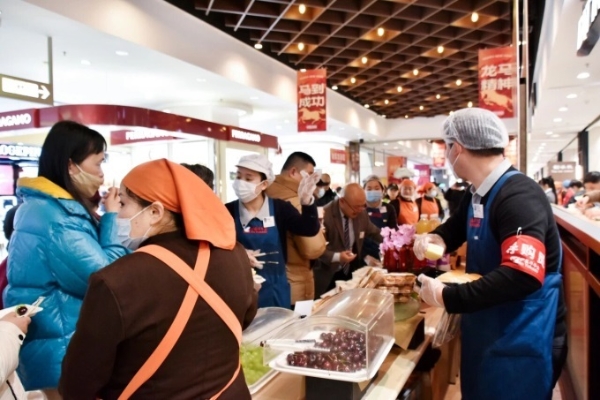 伊藤“中国社区第一店”，如何用“七字”做调改？