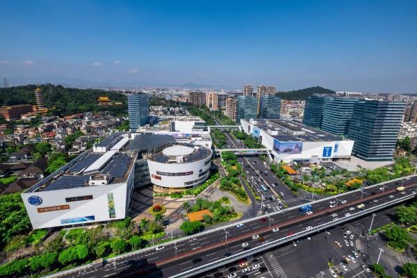 SM厦门综合体2025年销售额58亿，同比增长约2.5%