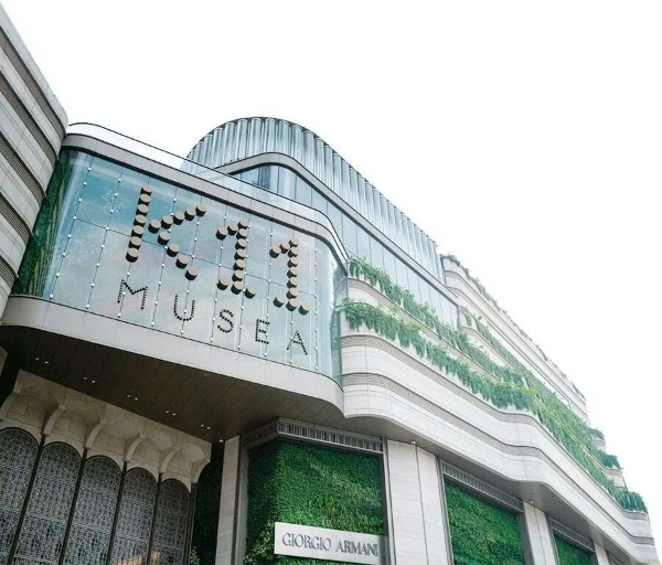 lululemon的最大竞争对手，终于敲定了中国首店