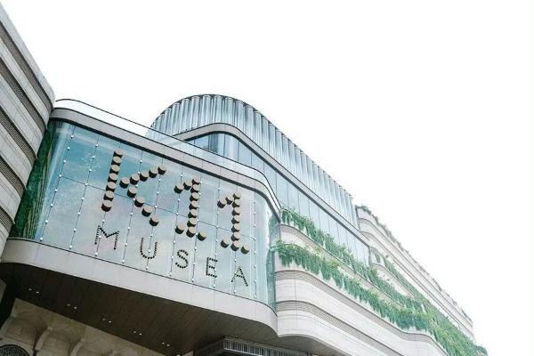 lululemon的最大竞争对手，终于敲定了中国首店