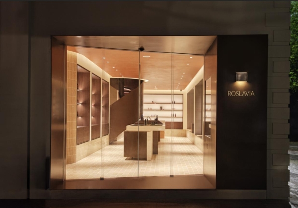 ROSLAVIA瑰立品牌旗舰店于上海正式启幕