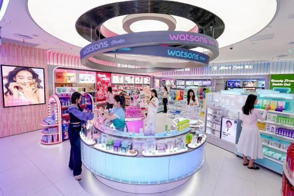 同比店铺销售额正增长！屈臣氏门店有了新的“打开方式”