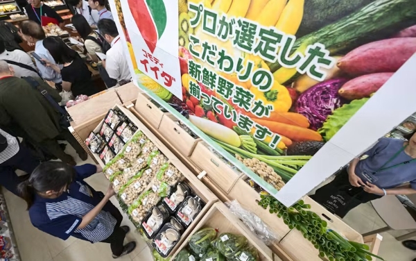 罗森在东京试水社区型便利店，计划2030年开至100家