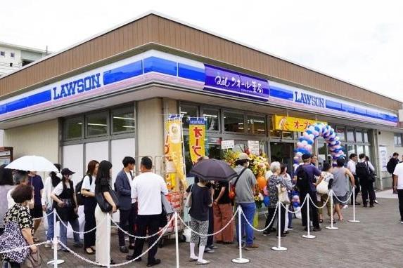 罗森在东京试水社区型便利店，计划2030年开至100家